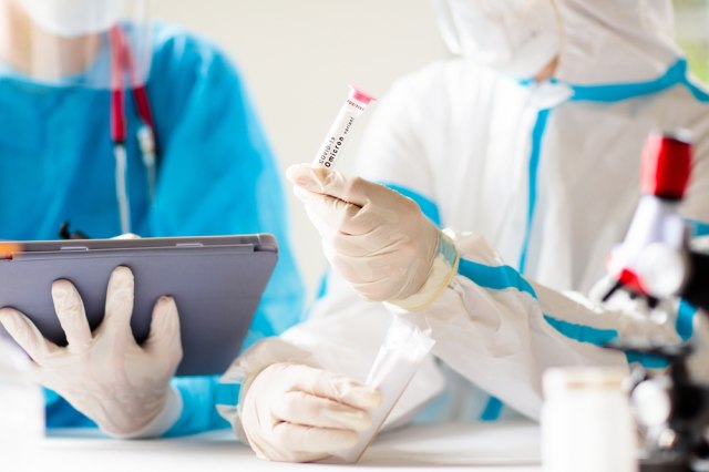 "Brzi testovi èešæe 'lažu' u sluèaju stelt omikrona"